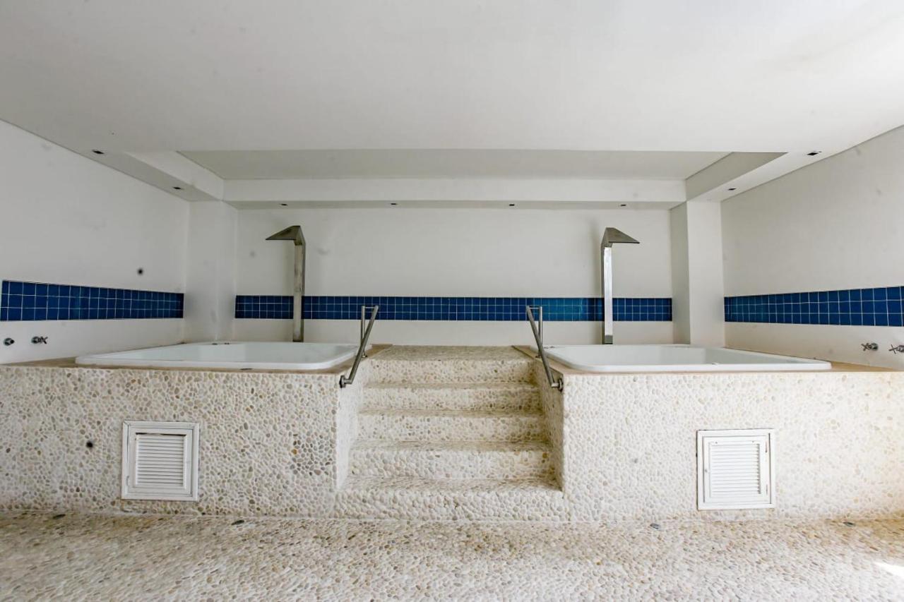 Luxury One Bedroom Apartment In The Old City -Casa Del Virrey Eslava Картахена Экстерьер фото
